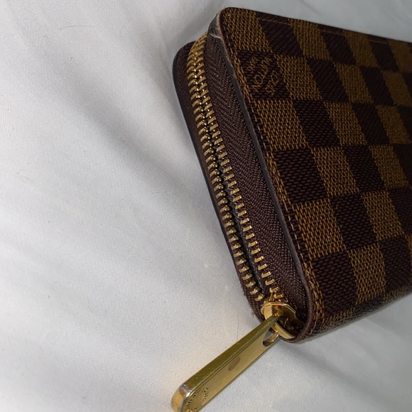 Louis Vuitton Zippy Wallet N41661 - Picture 10 of 14